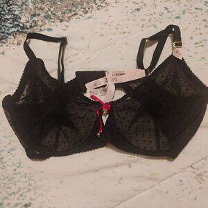 Unlined sheer bra with seasonal details